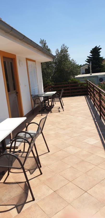 Apartments L.Z. Starigrad Paklenica Εξωτερικό φωτογραφία